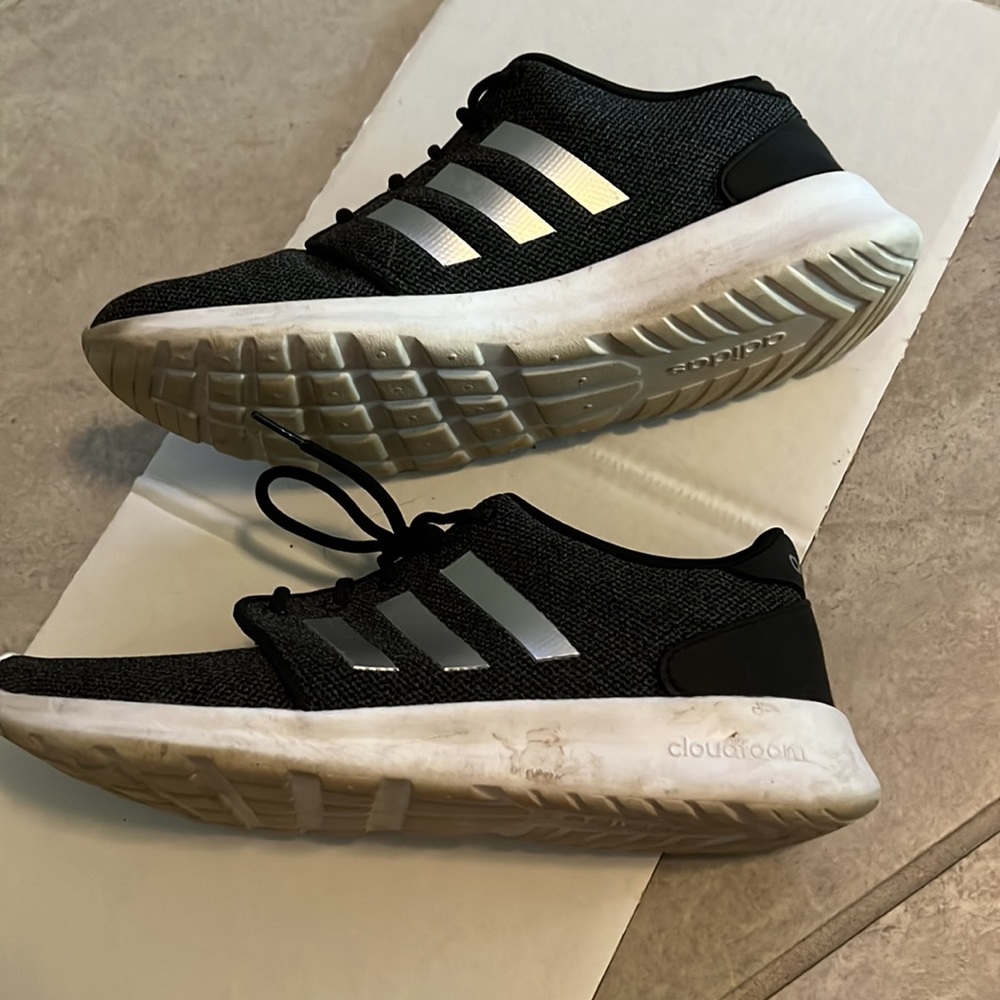 Adidas Cloud Foam Shoes - Picture 9 of 9